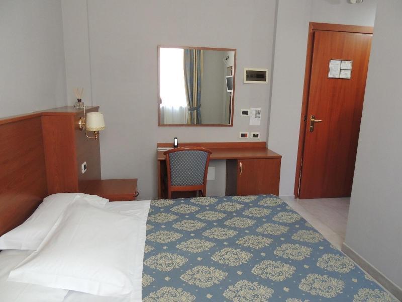 Hotel Rigolfo Moncalieri Exterior photo