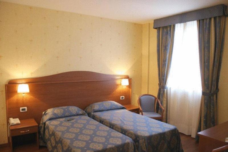 Hotel Rigolfo Moncalieri Exterior photo